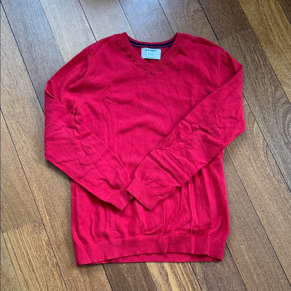 Old Navy Boy’s XL V-Neck Sweater in Vibrant Red
